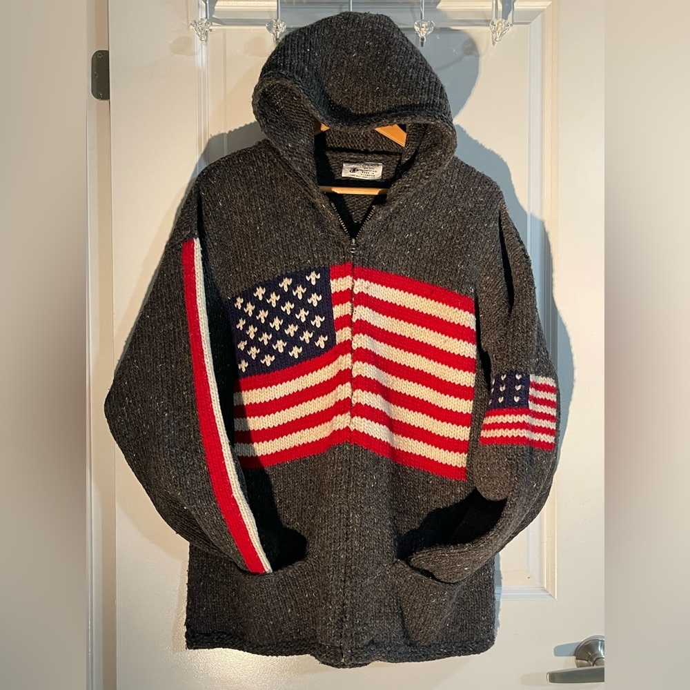 Vintage Hand Knit Ecuador American Flag Wool Sweater L XL